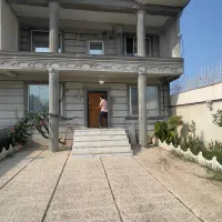 300-متر-ویلا-دوبلکس-با-سند-مالکیت-تکبرگ