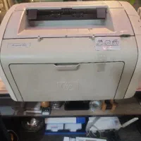 پرینتر ۱۰۲۰ hp در حد نو