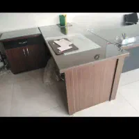 میز مدیریت و مشاور