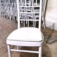 صندلی شیواری سفید