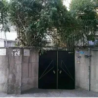 67متر-کلنگی-2طبقه-و-نیم