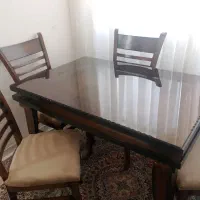 میز ناهارخوری  ۴نفره شیک وسالم