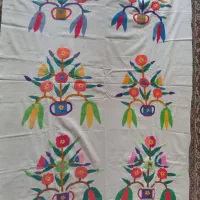 پرده سوزن دوزی بادست و فرش نمدی