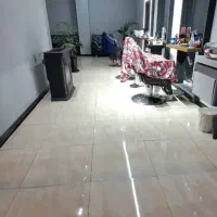 دعوت به همکاری در محیطی حرفه ای آرایشگاه مردانه