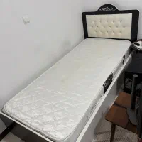 تخت و تشک یک نفره کارکرده