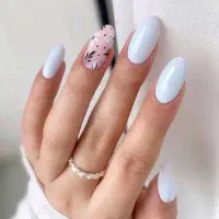 ترمیم و کاشت ناخن با تخفیف ویژه سعادت اباد