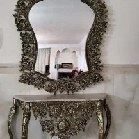 آینه و‌میز