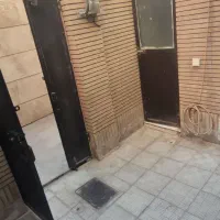 آپارتمان طبقه همکف مبلغ 2700