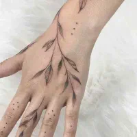 مدل میخوام هزینه نمیگیرم
