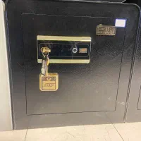 گاوصندوق مدل ۵۵۰LF رمز تاچ اثرانگشتی سدید