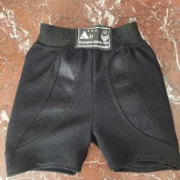 شلوارک ضربه گیر اسکیت