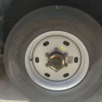 لاستیک عقب نیسان ۶۰درصد