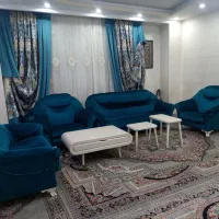 توضیحات یک دست مبل ۷ نفره همراه با میز چایخوری