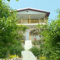 ویلای-جنگلی-بهشت-چهار-فصل