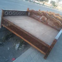 ساخت وفروش انواع تخت سنتی سفارشات پذیرفته میشود
