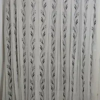1عدد پرده زیبا در حد نو