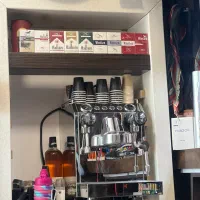 خانم با روابط عمومی بالا و شیک جهت همکاری در کار