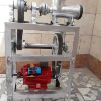چرخ گوشت کبابی معاوضه هم دارم گوشی سیستم