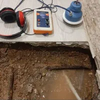 تشخیص ترکیدگی لوله کش‌ی اب رفع نم نشتی نشت یابی