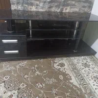 میز تلویزیون شیشه ای