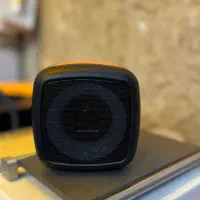 خدمات موبایل و اسپیکر