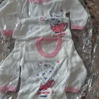 تعدادی لباس نوزاد نو  وجوراب نوزادی تکه ۱۲۰