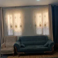 یک عدد پرده حریر با والون مخمل ودو  پرده اتاق خوا