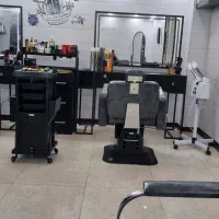 فروش کلیه ی لوازم ارایشگاه مردانه