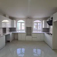 آپارتمان ۸۳متری فول امکانات(نما تراورتن)