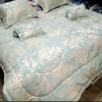 رو تختی دونفره مخمل پتینه(طلاکوب شده)