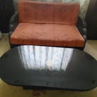 کاناپه با میز عسلی