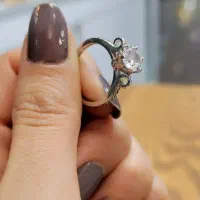 انگشتر نقره سولیتر طرح جواهر