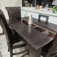 میزناهارخوری و۴ عدد صندلی