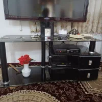 میز تلویزیون‌ شیشه ای سالم