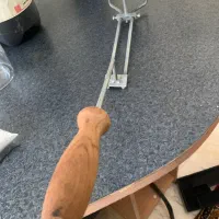 بوته چینی همراه با دسته