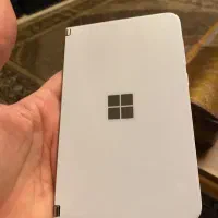 گوشی مایکروسافت Duo