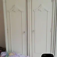 کمد چوبی رنگ سفید