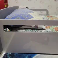 تخت تک نفره