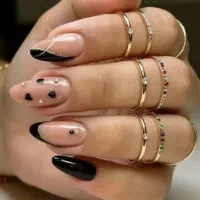 خدمات کاشت ناخن وآموزش تخصصی ناخن