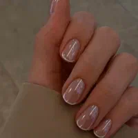 استخدام ناخن کار با مشتری