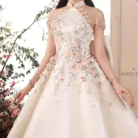 خانم خیاط ماهر