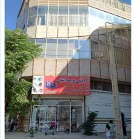 یک باب مغازه 70 متری اجاره ای ویک باب مغازه 18متری