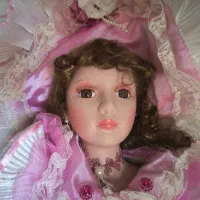 عروسک ایستاده
