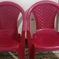 دو عدد صندلی