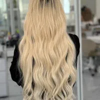 دستیار رنگ و مش سالن ارایشگاه زنانه