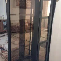 بوفه شیشه ای