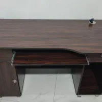 میز کامپیوتر