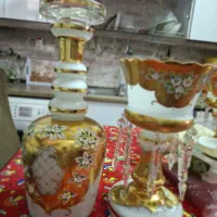 یک جفت تنگ شاخ دار یک جفت لاله
