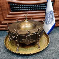 منقل قطر ۳۳ نشان دار