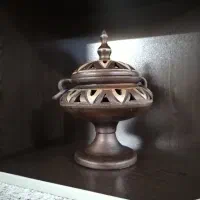 دکوری و مجسمه و تابلو